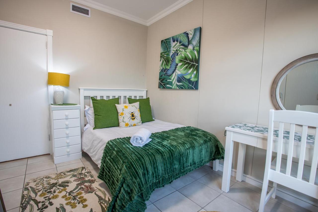 Stay At The Point - Triumphant Tropical Tranquility Durban Luaran gambar