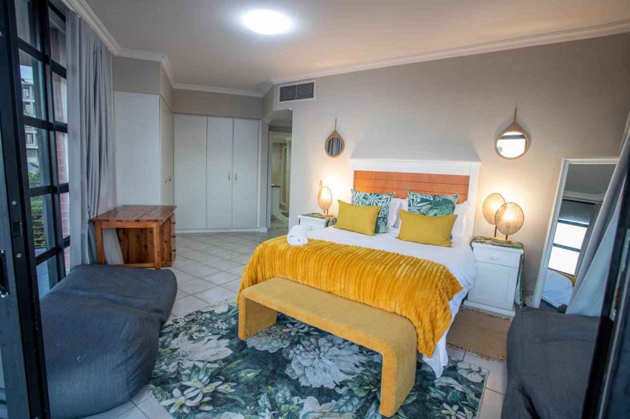 Stay At The Point - Triumphant Tropical Tranquility Durban Luaran gambar